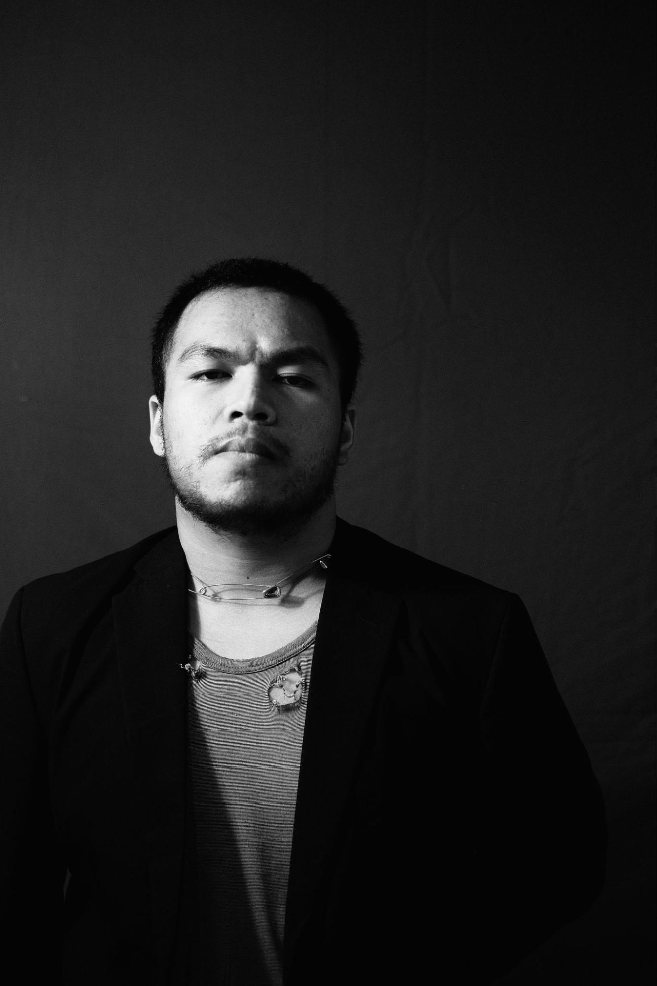 Revaleka, Potrait BnW